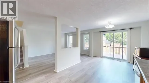 980 Creekside Drive Waterloo ON N2V 2W5