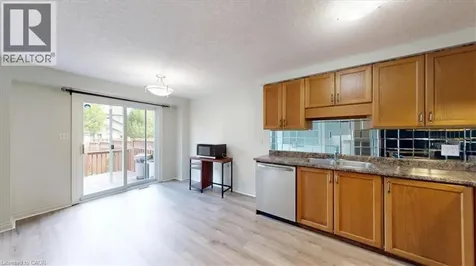 980 Creekside Drive Waterloo ON N2V 2W5