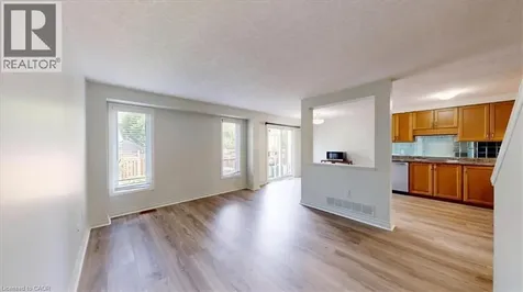 980 Creekside Drive Waterloo ON N2V 2W5