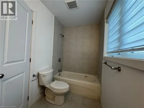 113 Highriver Trail Welland ON L3C 0H6