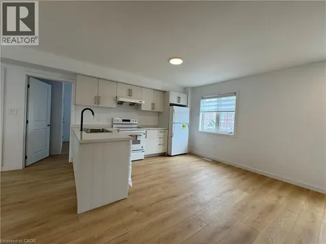 113 Highriver Trail Welland ON L3C 0H6