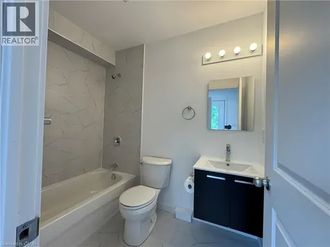 119 Highriver Trail Welland ON L3C 0H6
