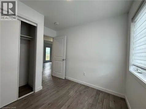119 Highriver Trail Welland ON L3C 0H6