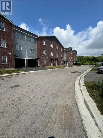 119 Highriver Trail Welland ON L3C 0H6