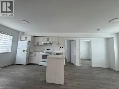 119 Highriver Trail Welland ON L3C 0H6