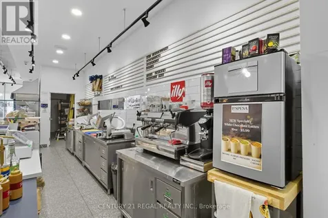 1700 St Clair Avenue West Toronto (weston-pellam Park) ON M6N 1J1