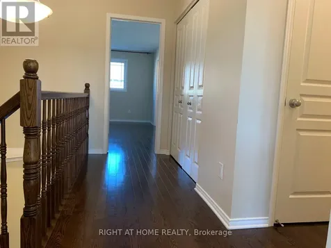 1602 Westhall Way Ottawa ON K2M 0G8