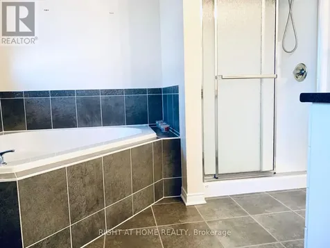 1602 Westhall Way Ottawa ON K2M 0G8