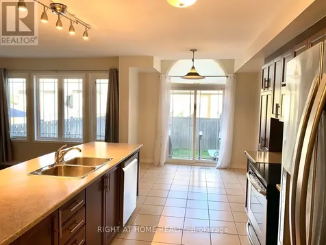 1602 Westhall Way Ottawa ON K2M 0G8