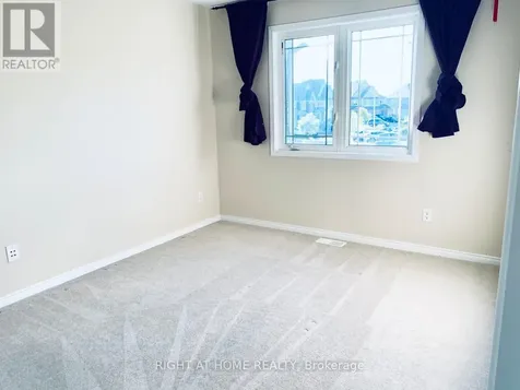 1602 Westhall Way Ottawa ON K2M 0G8