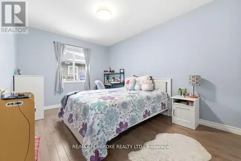 21A East Street Petawawa ON K8H 2N7