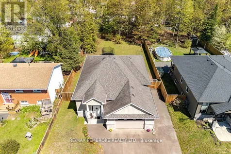 21A East Street Petawawa ON K8H 2N7