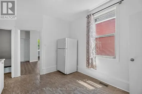 174 Arthur Street Ottawa ON K1R 7C4
