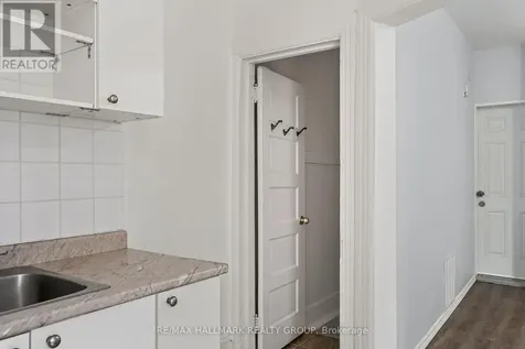 174 Arthur Street Ottawa ON K1R 7C4