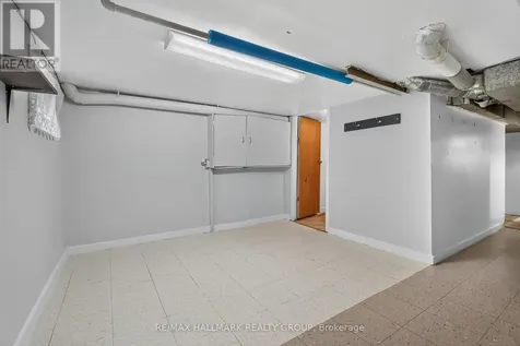174 Arthur Street Ottawa ON K1R 7C4