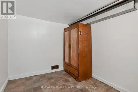 174 Arthur Street Ottawa ON K1R 7C4