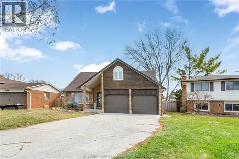 76 Pamela Crescent Chatham ON N7L 4S5