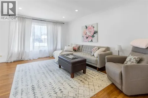 76 Pamela Crescent Chatham ON N7L 4S5