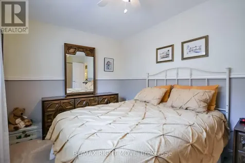 89 Carter Crescent Orillia ON L3V 7R9