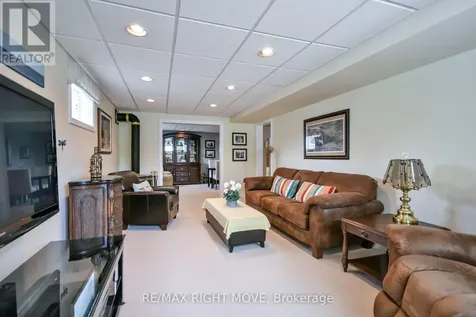89 Carter Crescent Orillia ON L3V 7R9