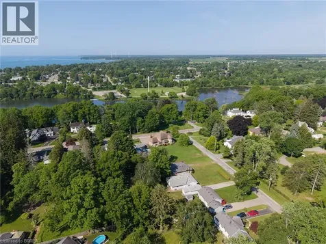 37 Mulberry Lane Port Dover ON N0A 1N6
