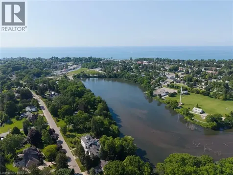 37 Mulberry Lane Port Dover ON N0A 1N6