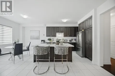 585 Dougall Avenue Caledon ON L7C 3Z2