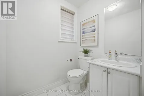 585 Dougall Avenue Caledon ON L7C 3Z2