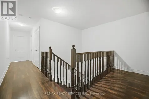585 Dougall Avenue Caledon ON L7C 3Z2
