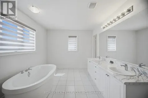 585 Dougall Avenue Caledon ON L7C 3Z2