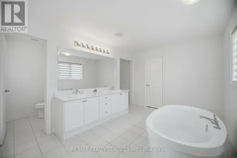585 Dougall Avenue Caledon ON L7C 3Z2