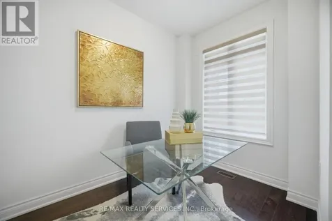 585 Dougall Avenue Caledon ON L7C 3Z2
