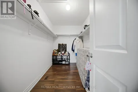 585 Dougall Avenue Caledon ON L7C 3Z2