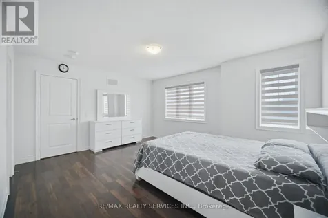 585 Dougall Avenue Caledon ON L7C 3Z2