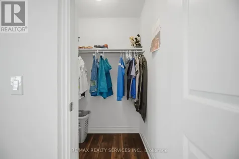 585 Dougall Avenue Caledon ON L7C 3Z2