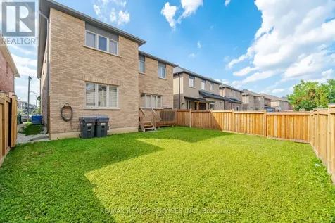 585 Dougall Avenue Caledon ON L7C 3Z2