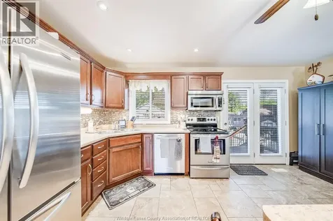 298 Kempt Street Amherstburg ON N9V 2H8