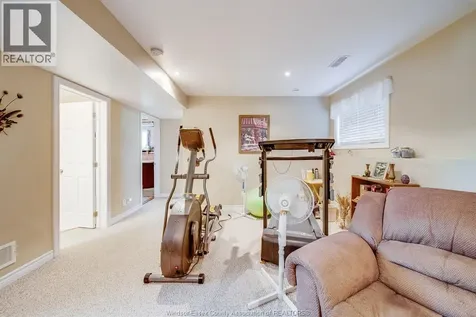 298 Kempt Street Amherstburg ON N9V 2H8