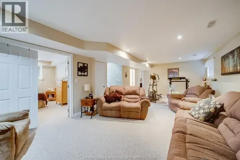 298 Kempt Street Amherstburg ON N9V 2H8