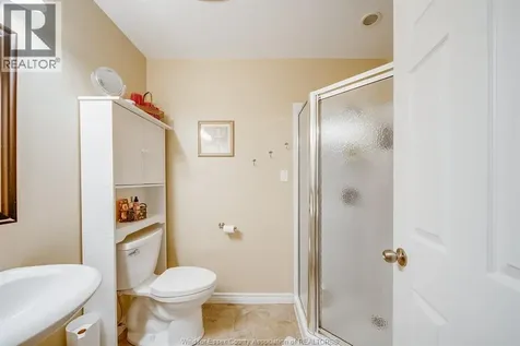 298 Kempt Street Amherstburg ON N9V 2H8