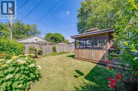 298 Kempt Street Amherstburg ON N9V 2H8