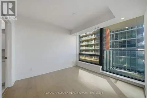 180 George Street Ottawa ON K1N 0G8