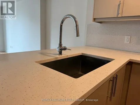 180 George Street Ottawa ON K1N 0G8