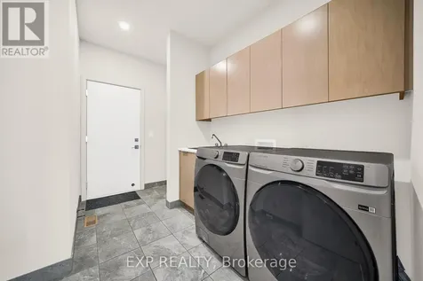 708 Wooler Place Ottawa ON K1T 0T6