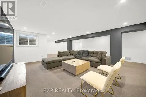 708 Wooler Place Ottawa ON K1T 0T6