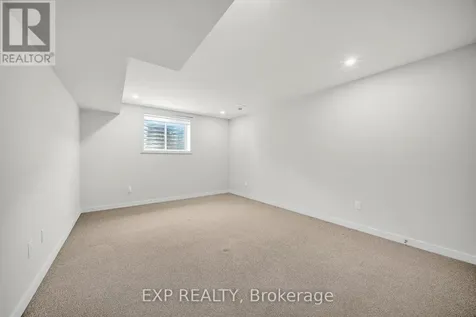 708 Wooler Place Ottawa ON K1T 0T6