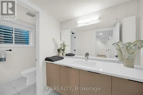 708 Wooler Place Ottawa ON K1T 0T6