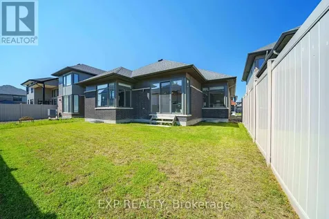 708 Wooler Place Ottawa ON K1T 0T6