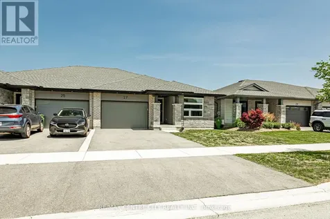 27 Silverleaf Path St. Thomas ON N5R 0N6