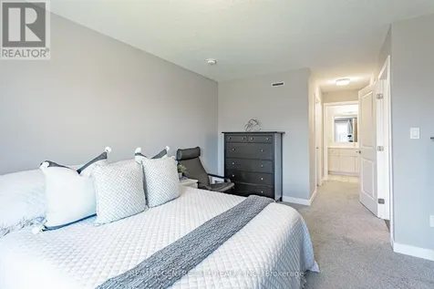 27 Silverleaf Path St. Thomas ON N5R 0N6